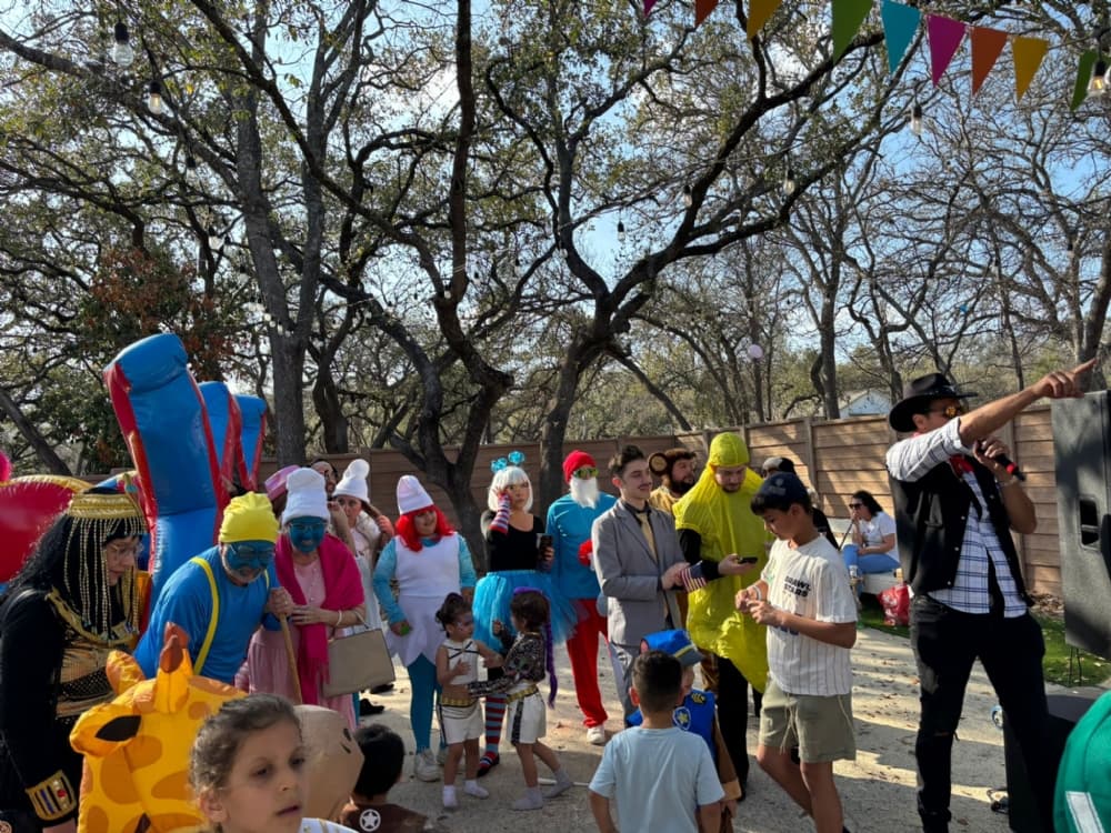 Friends at Israeli Chabad