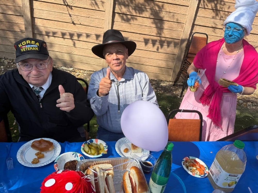 Guests at the Shabbat table